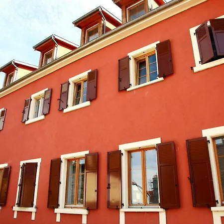 Charming 3 Bdr Swiss Border Apartman
