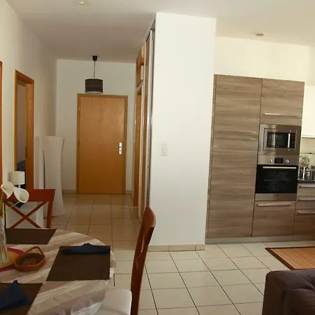 Apartman Charming 3 Bdr Swiss Border